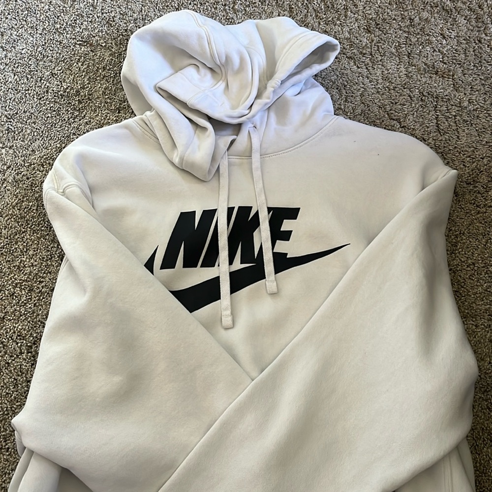 White Nike men’s hoodie